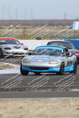 media/Mar-16-2025-CalClub SCCA (Sun) [[e72803ec8c]]/Group 5/Qualifying (Turn 1)/